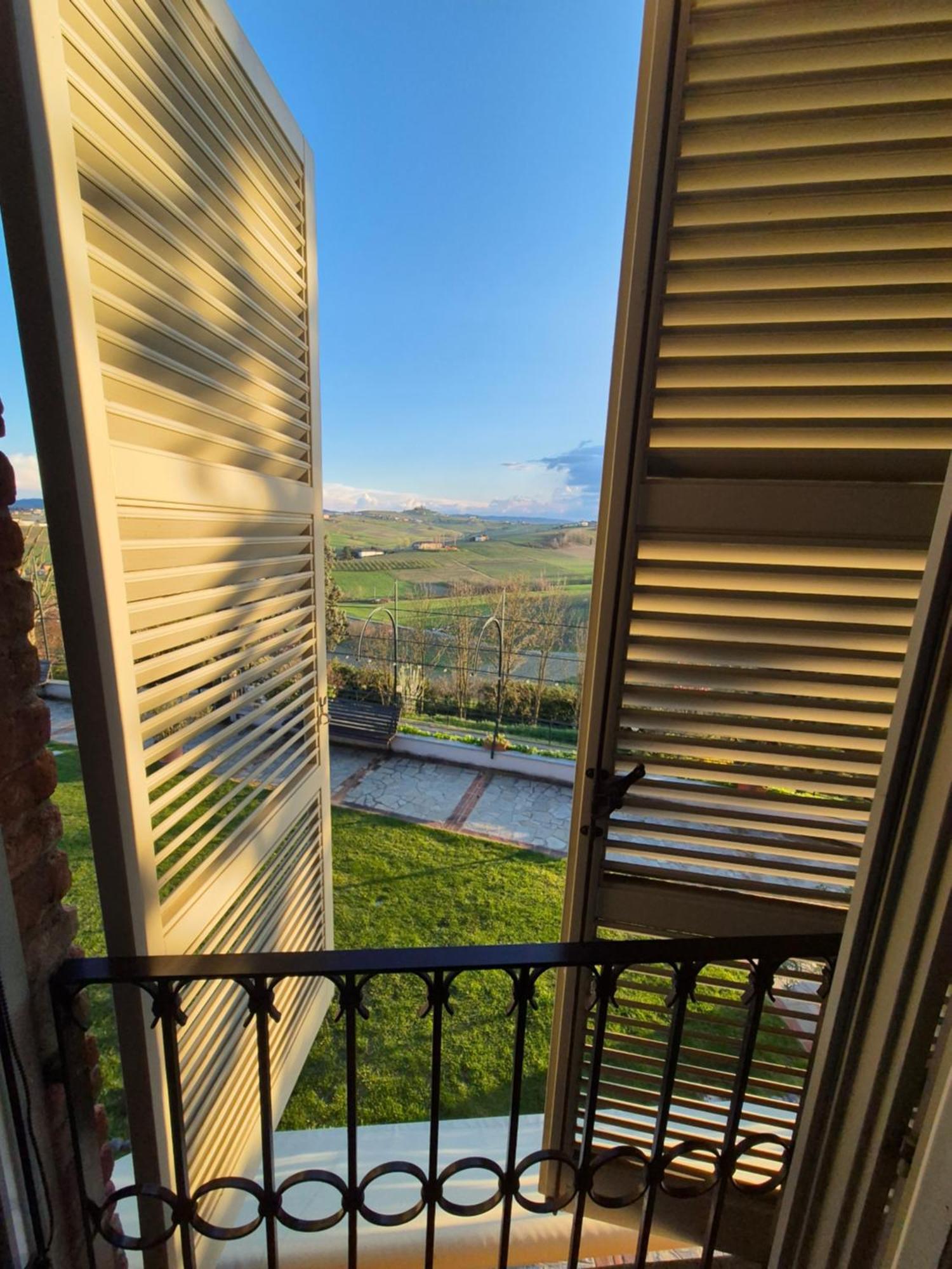 Locanda Del Boscogrande Montegrosso dʼAsti Exteriér fotografie